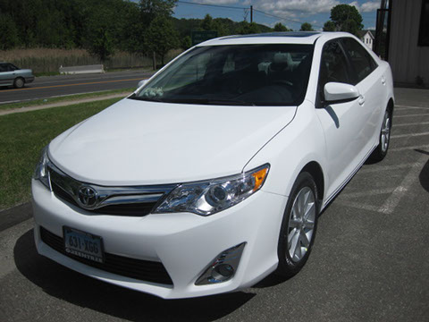 dent removal, wheel convenience, refinishing, experienced staff, care, car rentals, glass installaton, paintless dent repairs, customer service,